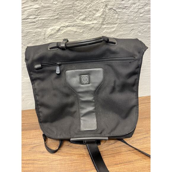 TUMI T-Tech # 57189D Laptop Convertible Black Nylon Backpack Bag - Picture 1 of 6